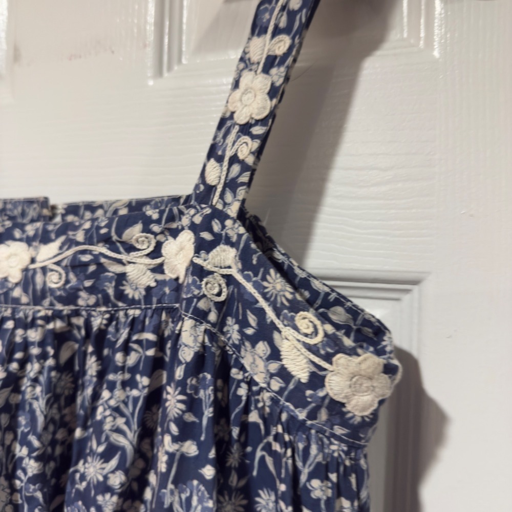 Mi Golondrina "Lila Azul" Floral Embroidered Dress‎ – Blue – Size M - Picture 4 of 10